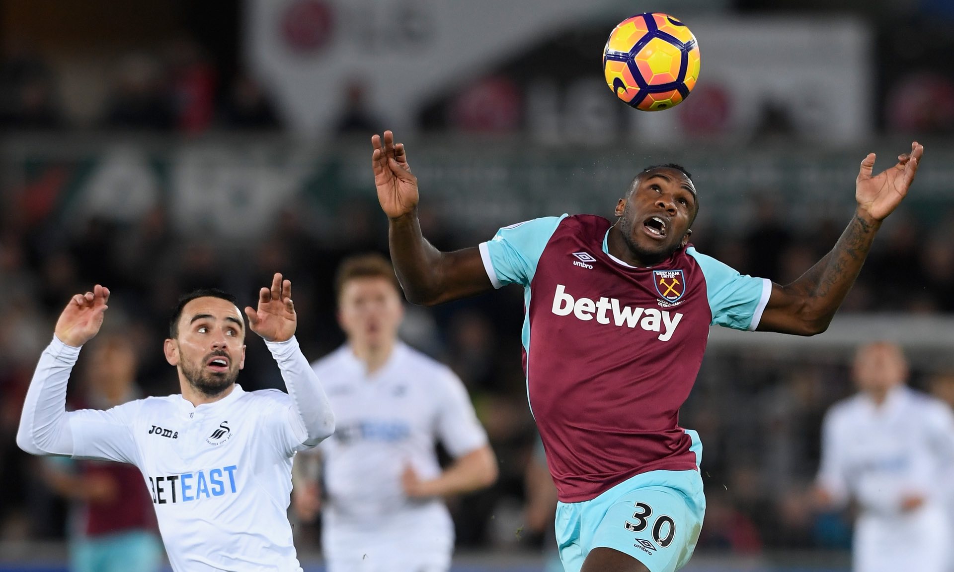 东体：布罗萨默是“老北京”，曾在国安当青训教练（东体：布罗萨默被称为“老北京”，曾执教国安青训）